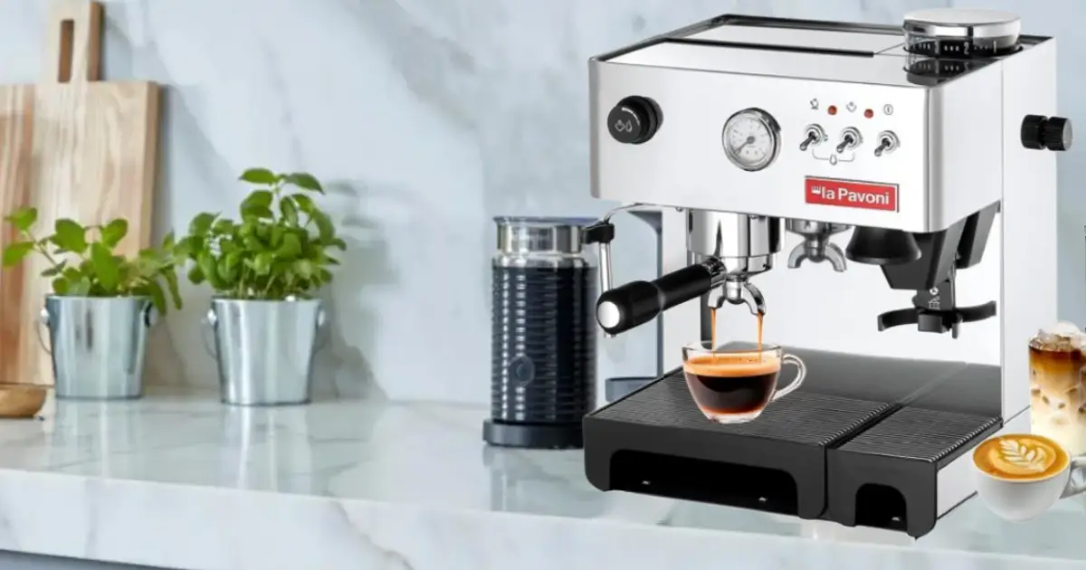 La Pavoni Domus Bar Espresso Machine Review 2 La Pavoni Domus Bar Espresso Machine with built-in grinder and steam wand, perfect for home baristas.