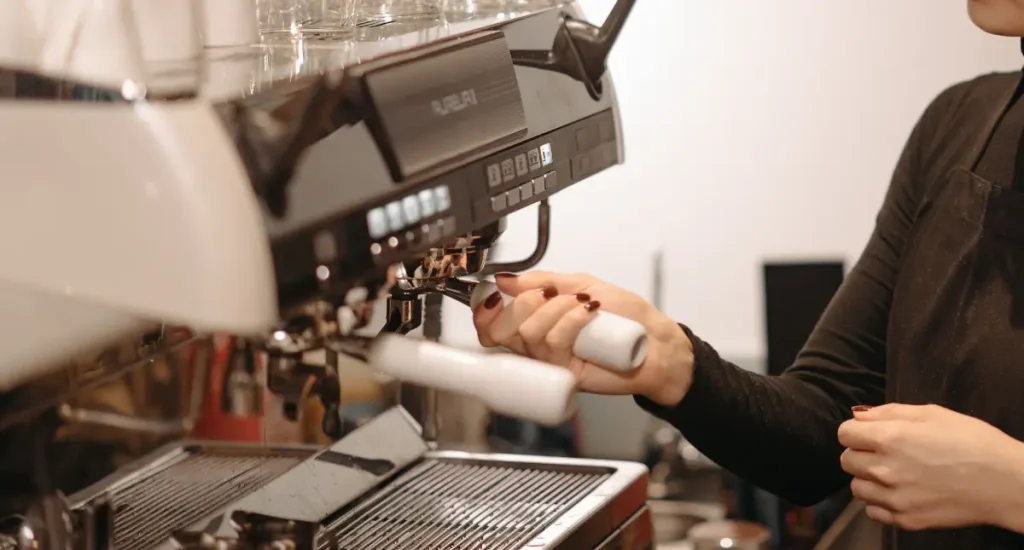 How To Choose the Best Home Espresso Machine ☕️ 93 Barista showing how to choose the best home espresso machine by its features