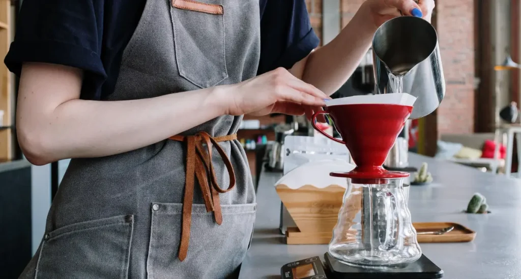 How to Make Pour Over Coffee Like a Barista ☕ 3 Step by step learn how to make pour over coffee just like a barista.