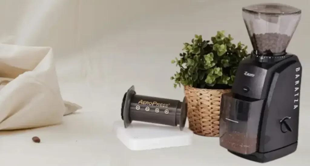 Baratza Encore Review: The Best Beginner Burr Grinder?☕ 154 Baratza Encore Burr Grinder with 40 grind settings, perfect for beginner to expert home baristas.
