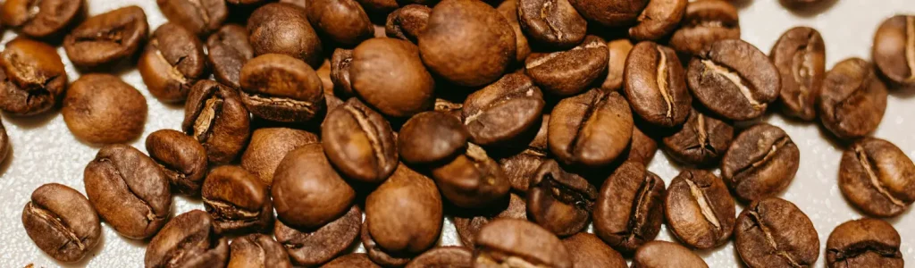 🌤️ Medium Roast Coffee: Balance, Flavor & Versatility 98 Medium roast coffee beans with smooth, balanced flavor and rich aroma
