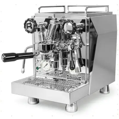 Rocket Espresso Giotto Cronometro V – Premium Home Espresso Machine Rocket Espresso Giotto Cronometro V espresso machine with polished stainless steel body, E61 group head, and steam wand for barista-style coffee at home.