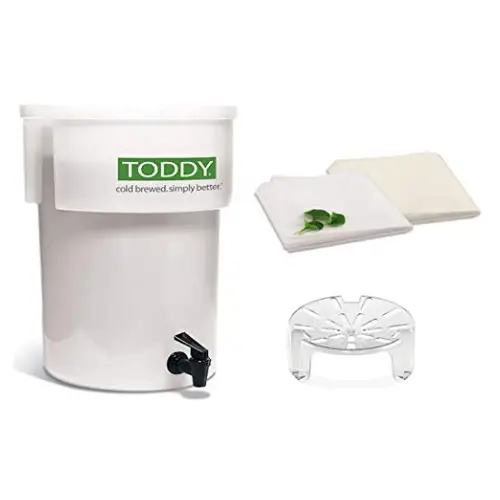Best Coffee Makers for Cold Brew at Home π‘ 4 Toddy Cold Brew Coffee System with brewing container, glass decanter, and reusable filters